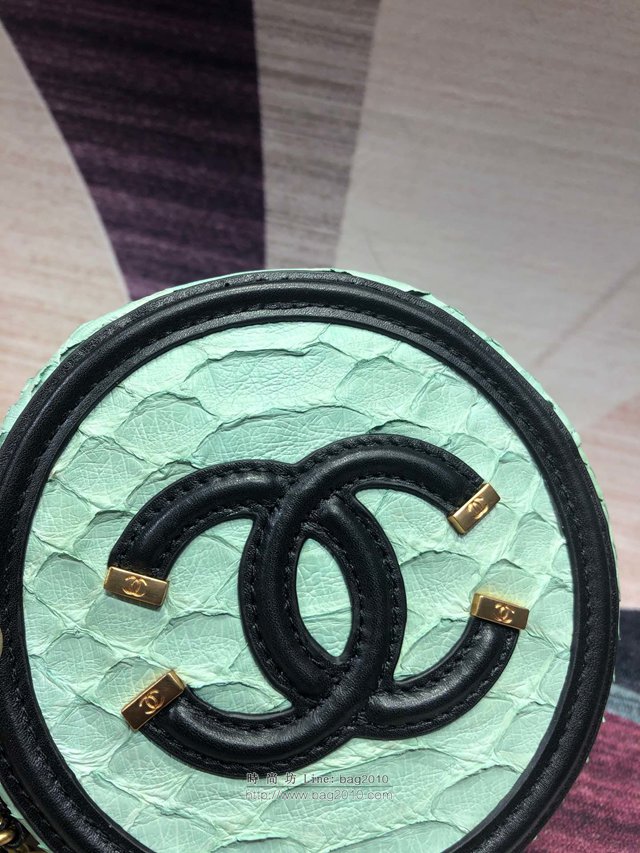 Chanel女包 A81599 香奈兒鏈子斜跨包 蟒蛇皮 羊皮革 彩繪Chanel圓餅包  djc3783